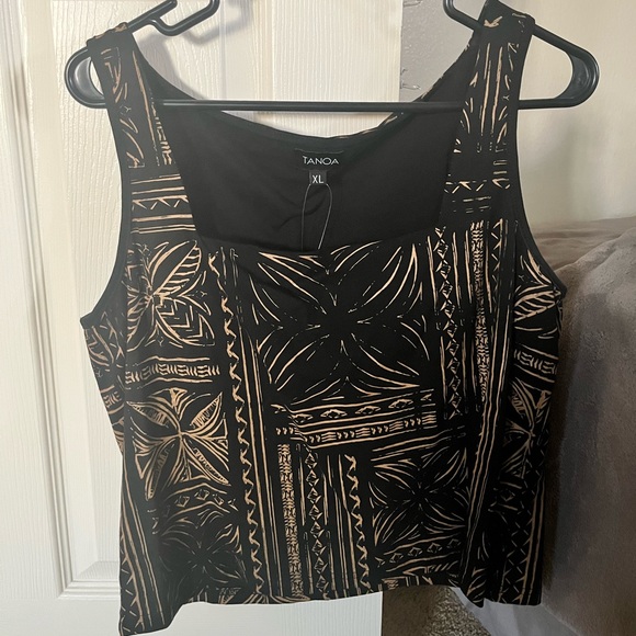 Tanoa Square Neck Tank - Picture 1 of 3